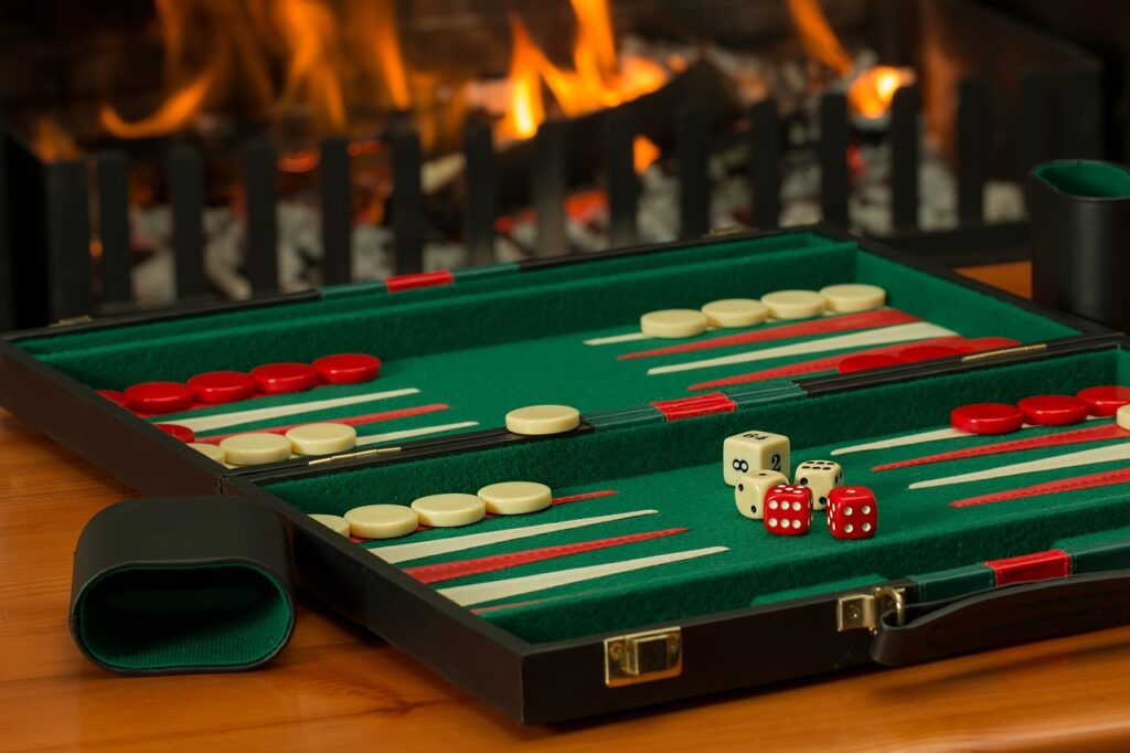 backgammon, board game, fireside-2488089.jpg