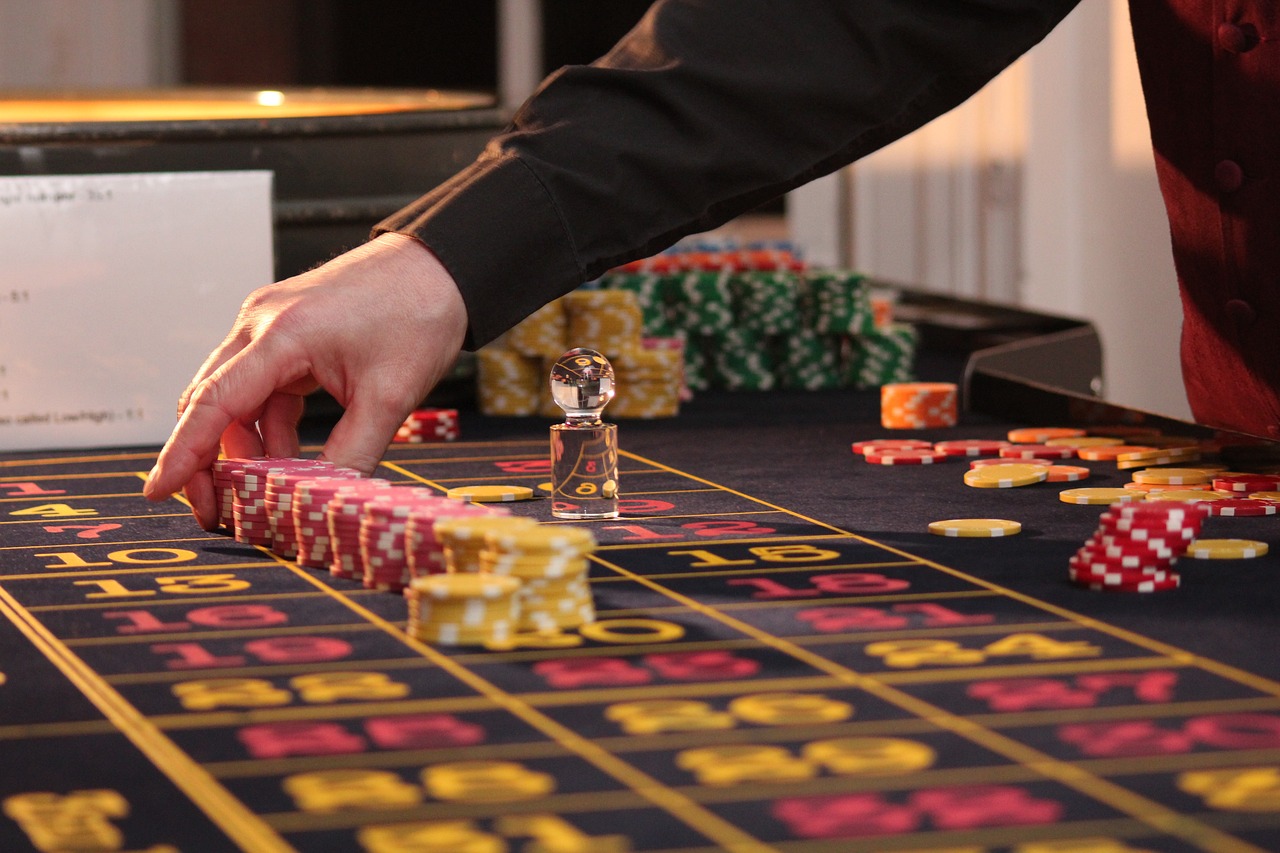 roulette, table, chips-2246562.jpg